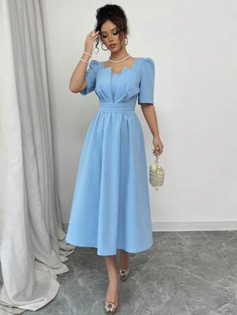 Rafferiza Blå minimalistisk midjeklänning