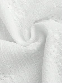 Chiquease كامي أبيض مطرز بخيوط الدانتيل مع حمالات متقاطعة في الظهر، مناسب للربيع والصيف