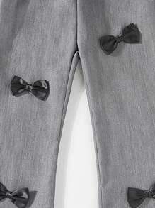 SHEIN 少女新款灰色蝴蝶结小女孩长喇叭裤上市，舒适时尚百搭，优雅独特，复古经典，是装扮的必备单品。 - 彩色 - 查看 5