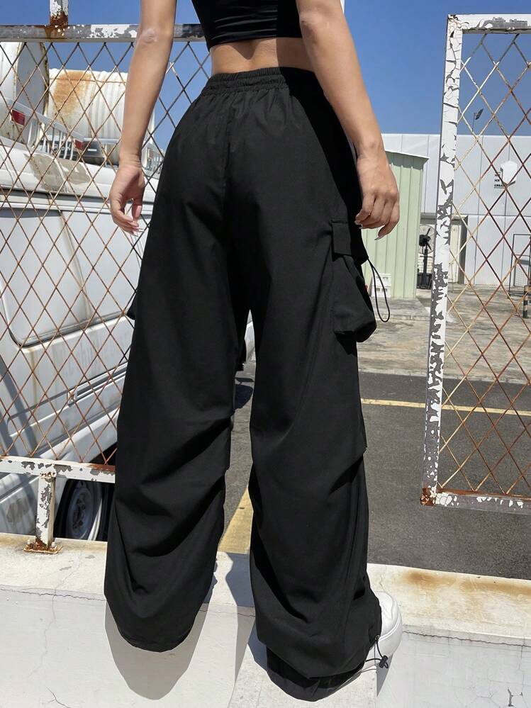 Coolane Pantaloni cargo paracadute con vita regolabile con coulisse, tasche a patta laterali, colore nero - nero - Visualizzare 2