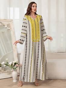 Al Najma 几何印花长袖阿拉伯休闲女式卡夫坦连衣裙，端庄大方 - 彩色 - 查看 3