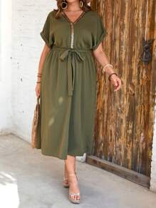 SHEIN LUNE 女式亮片花卉拼布 V 领盖袖收腰长直筒宽松休闲连衣裙，优雅百搭，适合春夏季