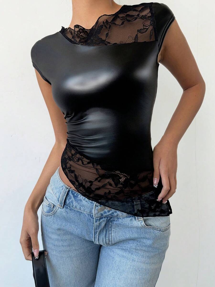 SHEIN Essnce 女式 PU 皮革和蕾丝拼接不对称黑色 T 恤，优雅性感女式外出上衣，黑色，音乐会女装/狂欢节