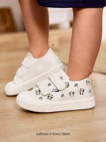 Cozy Pixies 1 Pair Kids Boys' Canvas Casual Sneakers With Hook And Loop, Simple & Versatile, Comfortable For Daily Wear, All Season (Random Pattern)