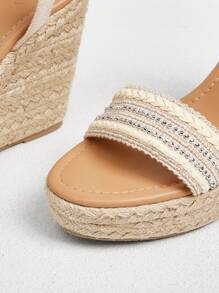 Styleloop 女士时尚米色编织带踝带黄麻绳坡跟厚底凉鞋，适合通勤、约会、派对、度假
