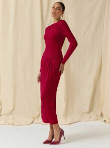 COSMINA Women's Solid Color Round Neck Long Sleeve Pleated Elegant Dress - Red - View 5