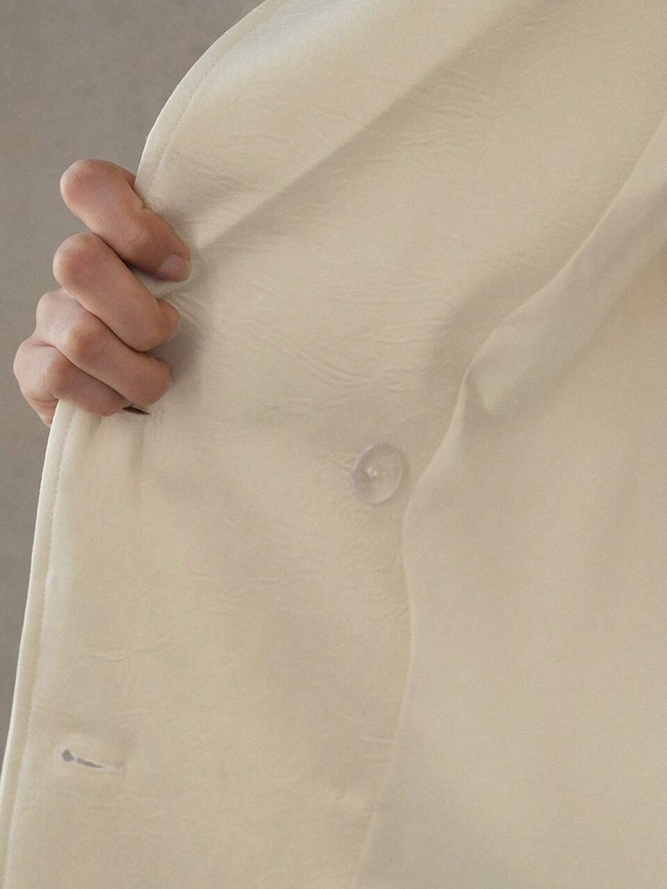 DOUBLE BREASTED BELTED TRENCH COAT
