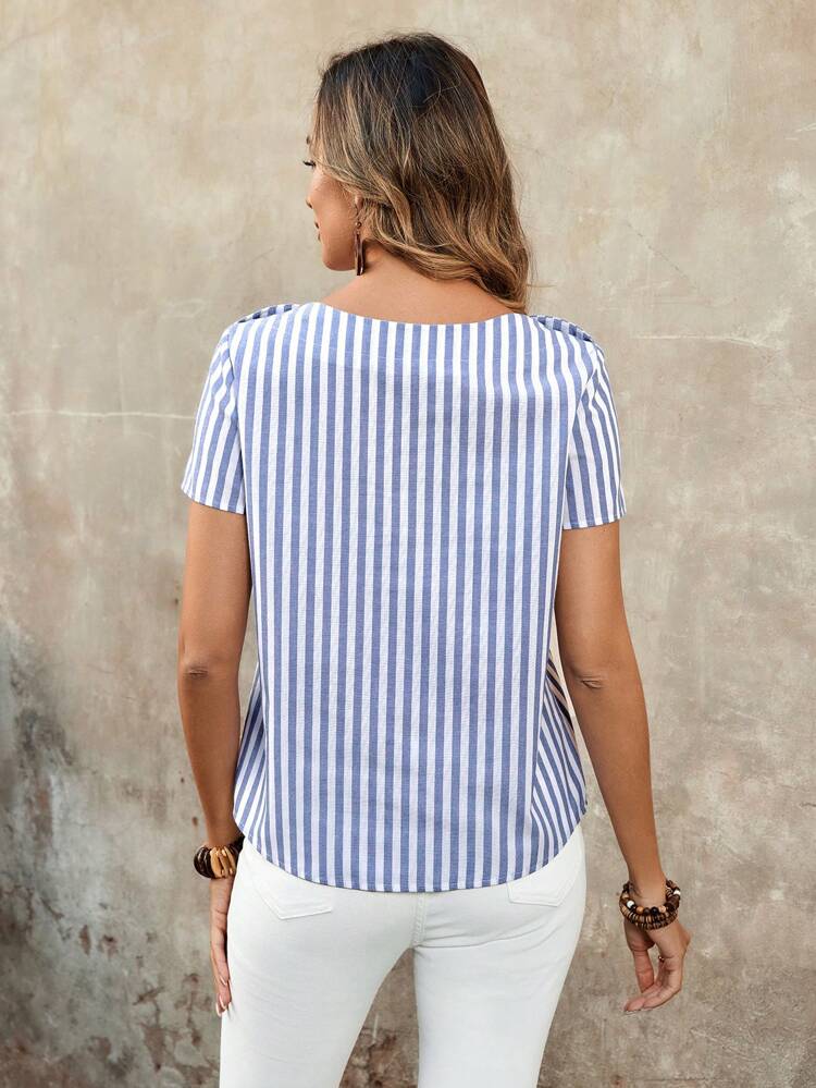 Women's Striped Round Neck Short Sleeve Casual Loose Blouse