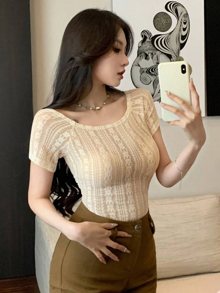 Women Lace Scoop Neck Cropped Short Sleeve Top, Apricot Color, Spring/Summer Cute Tops