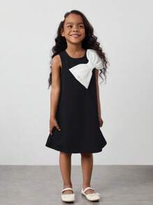 Maija Kids Maija Kids 带 3D 蝴蝶结装饰的年轻女孩圆领无袖连衣裙