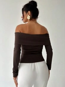 Firerie 女士优雅情人节露肩不对称金属纽扣上衣，不对称纽扣露肩长袖衬衫，适合商务聚会、时尚通勤、海滩度假、复古风格、乡村音乐会着装、办公室着装、通勤、返校季、日常穿着。 - 咖啡棕 - 查看 5