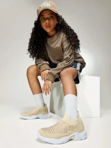 JNSQ 1 Pair All-Season Fashion Casual All-Match Versatile Soft Bottom Breathable Slip-On Sneakers - Apricot - View 3