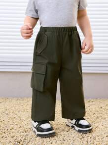 SHEIN 休闲斜口袋直筒宽松纯色编织裤，适合男宝宝和女宝宝，春夏装，居家和户外 - 軍綠色 - 查看 1