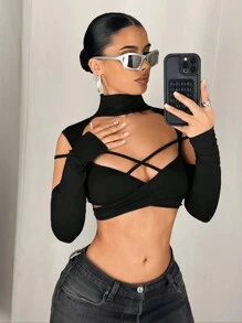 SHEIN ICON Top de manga larga de talla mujer con cuello alto, recorte posterior hueco y estilo urbano