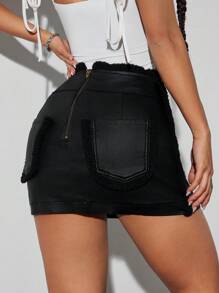 SHEIN ChicEase Váy Mini Cạp Thấp Lông Giả Phong Cách Đường Phố - màu đen - Xem 2