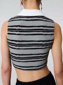 SHEIN Unity 休闲 Polo 领无袖短款条纹星星刺绣背心 - 黑與白 - 查看 2