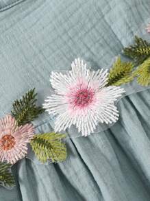 SHEIN 女婴绿色棉质透气无袖花卉刺绣连衣裙，舒适度假风格，适合春夏季外出、派对、拍照、上学，1-9 个月