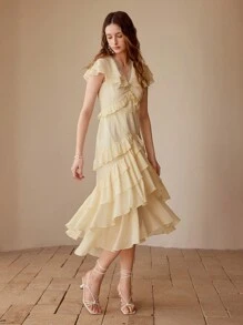 MOTF Vestido con volantes y lunares