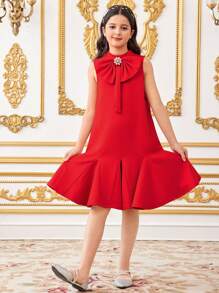 SHEIN 青少年女孩休闲优雅红色连衣裙，配有大水钻蝴蝶结装饰，立领，撞色弧形下摆无袖针织连衣裙 - 紅色 - 查看 3