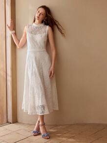 MOTF VÁY REN KHÔNG TAY CÓ KHÓA KÉO Ở SAU - trắng - Xem 5