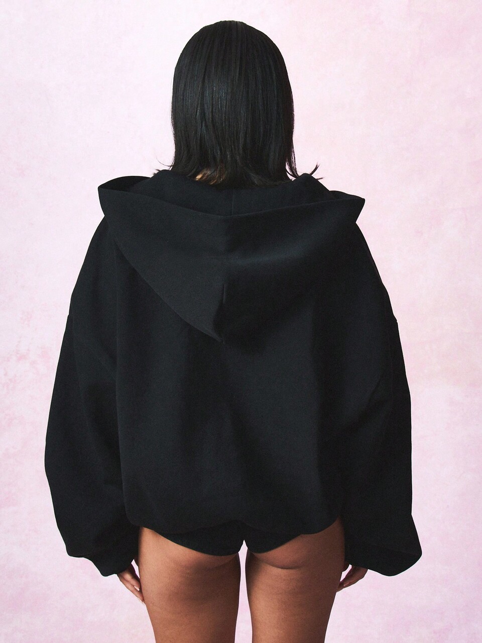 SUMWON Rockstar Girlfriend Full-Zip Cropped Hoodie Edgy Streetwear Y2K Aesthetic Statement Sweatshirt Oversized Rhinestone Embellished Hood Fall Winter