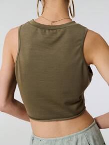 TypaGal 仿旧镂空字母印花短款背心，时尚