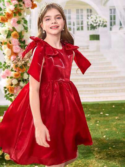 春夏少女优雅蝴蝶结设计编织反光材料细肩带连衣裙，适合家庭聚会、正式晚宴、婚礼、度假