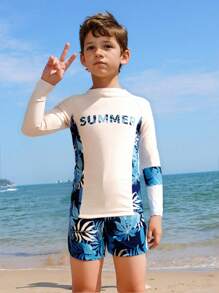 男童热带印花长袖和短裤泳衣套装