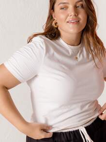 SHEIN Aralina-E Women Plus Size Solid Color Round Neck Short Sleeve Casual Versatile T-Shirt - White - View 4