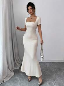 Chiquease Robe longue élégante et sexy pour femmes avec col carré ajusté et manches courtes - Nude - Voir 3