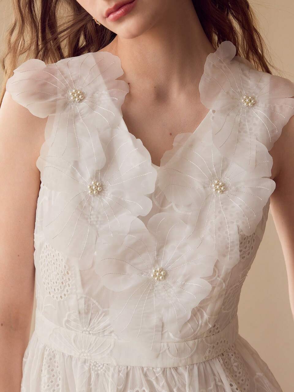 APPLIQUES FLORAL EMBROIDERY DRESS