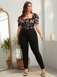 SHEIN Privé 花卉图案女式加大码短袖方领 T 恤，适合夏季 - 黑色 - 查看 4