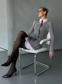 SHEIN Essnce 秋季女士毛衣连衣裙灰色Miumiu风格通勤装，二合一毛衣连衣裙日常休闲通勤修身短款长袖连衣裙，职场装，秋季女装，圣诞节女装，情人节迷你修身显瘦连衣裙 - 灰色 - 查看 5