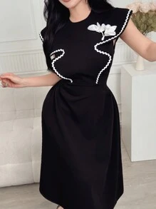 Modelyn Vestido con dobladillo de volantes de patchwork con decoración de flor 3D para mujeres - Negro - Ver 3