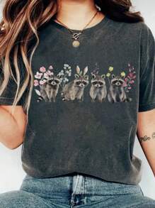 SHEIN LUNE 大码动物和花卉印花舒适夏季 T 恤，圆领短袖运动夏季 T 恤，女士运动服 - 黑色 - 查看 3