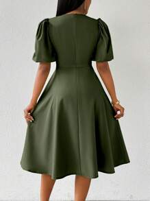 Lunelith SHEIN Lunessa 泡泡袖收腰长裙，绿色，女式，春夏长款女装 - 軍綠色 - 查看 2