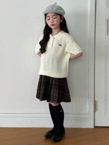 DAZY 少女图案 Polo 领短袖休闲针织衫，夏季，返校季 - 米色 - 查看 2