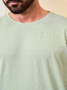 Manfinity Sport Corelite 男士圆领短袖动物印花休闲运动 T 恤，简约设计