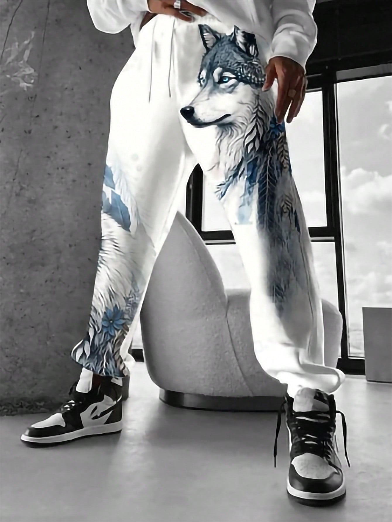 Manfinity Dauomo Men's Leisure Wolf Print Long Sports Pants, 3D Design, Casual, Outdoor, Party Wear, Elastic, White