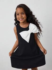 Maija Kids Maija Kids 带 3D 蝴蝶结装饰的年轻女孩圆领无袖连衣裙