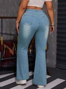 SHEIN ICON 大码弹力修身洗水喇叭牛仔裤 - 淺色水洗藍 - 查看 2