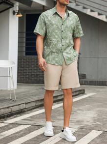 Manfinity Homme Men's Hidden Flower Stripe Slip-On Waist Tie Loose Casual Shorts - White - View 3