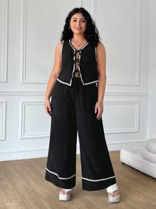 SHEIN EZwear Plus Size Summer 2pcs Set: White Lace Patchwork Vest Top And Pants - Black and White - View 5