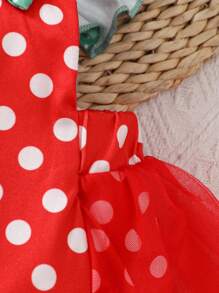 SHEIN Newborn Baby Girl Summer Green Ruffled Shoulder Strap Spliced With Red Polka Dot Jumpsuit Spliced With Mesh Cute Cartoon Strawberry Shaped Outfit And Headband Suitable For Newborn One Year Old Shooting - Red - View 4