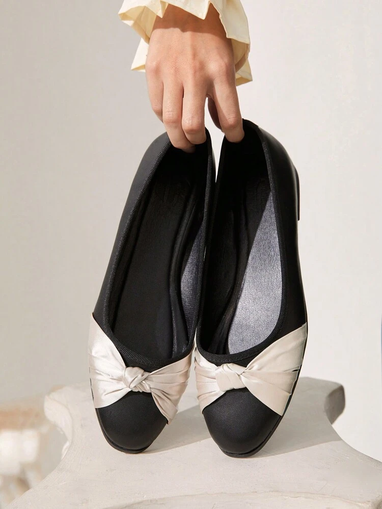 CUCCOO CHICEST Round Toe Comfy Bow Decor Women Flat Shoes For Christmas And New Year Holiday Vibe Fall And Winter Valentines