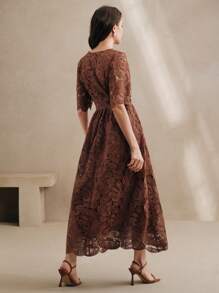 Anewsta Elegante abito lungo con scollo a V, balze, maniche a metà, stampa paisley e fiori, semi-trasparente, vita stretta, adatto per Capodanno, San Valentino, vacanze estive in spiaggia - Castano - Visualizzare 2