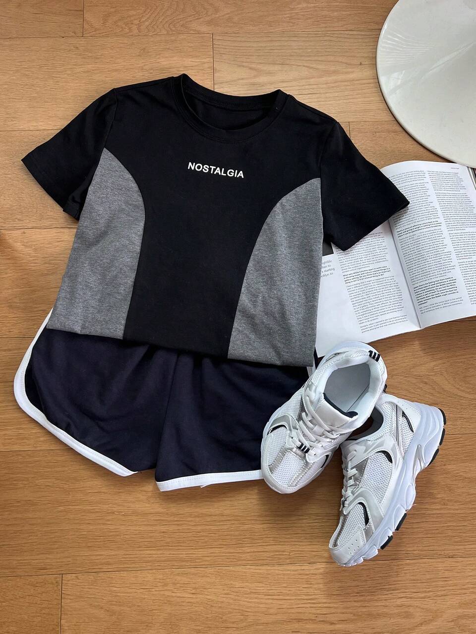 Tween Girls' Minimalist Casual Everyday Short Sleeve T-Shirt