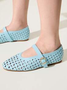 CUCCOO CHICEST Women's Summer Light Blue Round Toe Comfortable Mary Jane Retro Minimalist Laser Floral Flat Shoes Spring Shoes Spring Break Easter - Ice Water - View 7