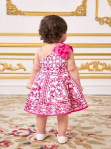 SHEIN 女宝宝可爱花卉印花无袖单肩夏季连衣裙 - 玫紅色 - 查看 2