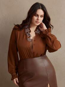 Anewsta 大码优雅长袖 3D 花卉透视灯笼袖刺绣衬衫上衣，适合情人节、暑假、新年 - 咖啡棕 - 查看 1